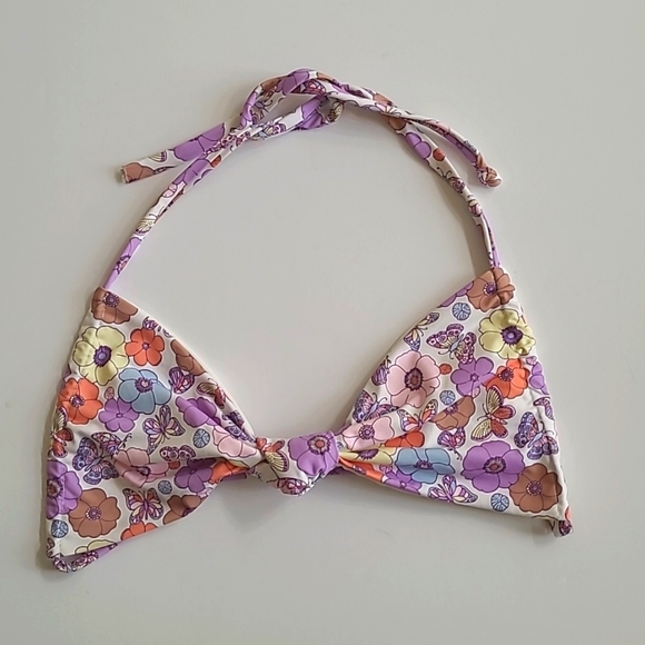 Frankie’s Knoted Bikini Top - Picture 2 of 6